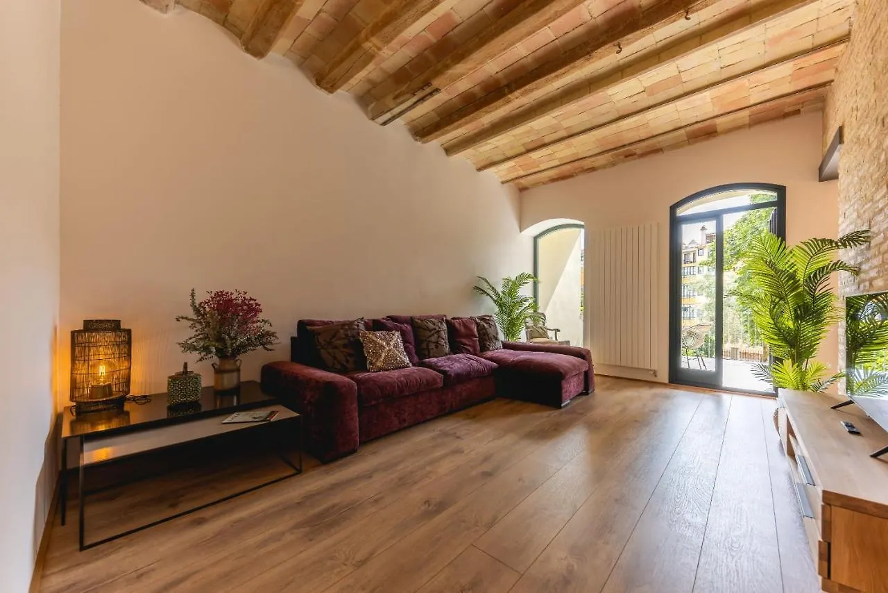 Apartment Bravissimo Placa De La Independencia Garden View, With Large Terrace Girona