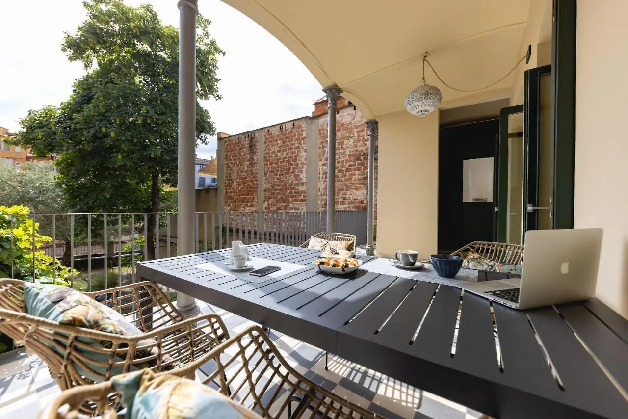 Apartamento Bravissimo Plaça de la Independència, Garden View Girona