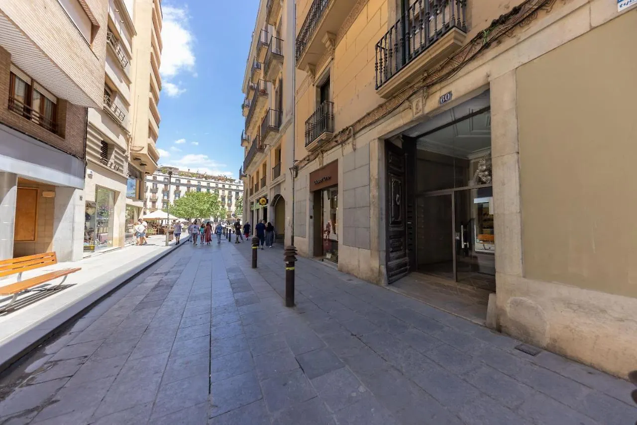 Bravissimo Plaça de la Independència, Garden View Girona Espanha